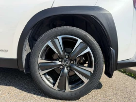 Lexus UX 250h| ОБДУХ| 2 КЛЮЧА| ПАНО| , снимка 16