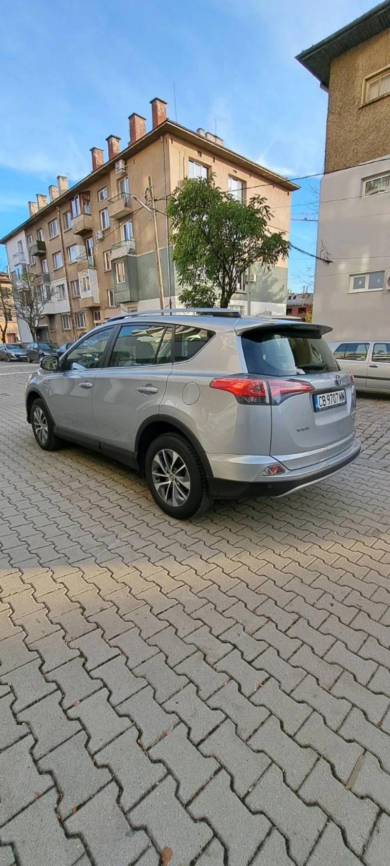 Toyota Rav4, снимка 3 - Автомобили и джипове - 48045586