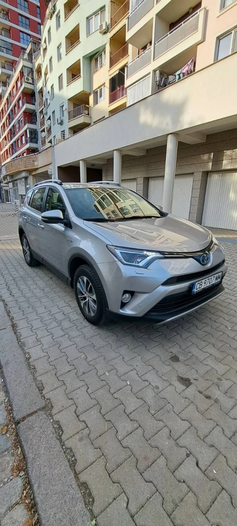 Toyota Rav4, снимка 4 - Автомобили и джипове - 48045586