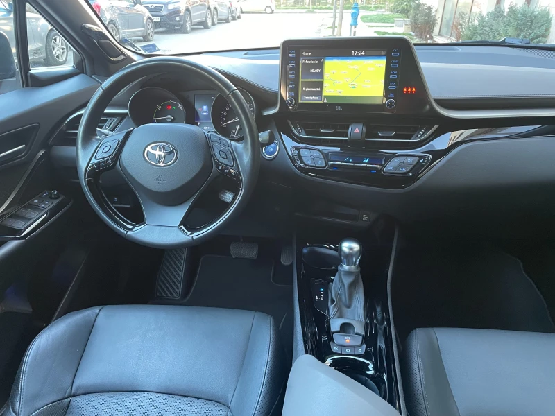 Toyota C-HR 2.0 Hybrid e-CVT Cuore Facelift- в ГАРАНЦИЯ, снимка 8 - Автомобили и джипове - 49594517