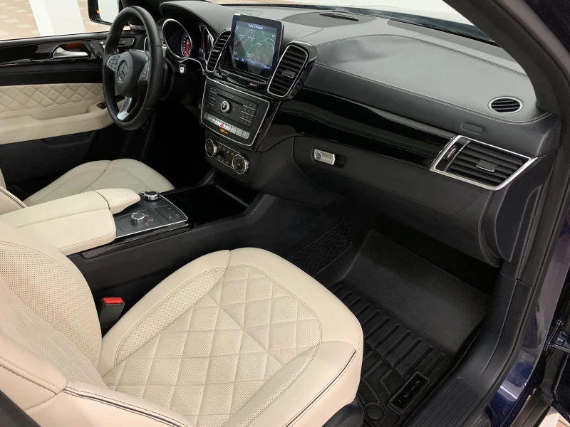 Mercedes-Benz GLE Coupe AMG -DESIGNO- #ALCANTAR#PANO#DIS#OBDUH#harman#360*, снимка 10 - Автомобили и джипове - 51556880