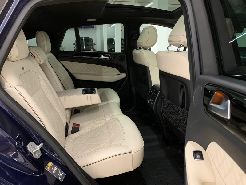 Mercedes-Benz GLE Coupe AMG -DESIGNO- #ALCANTAR#PANO#DIS#OBDUH#harman#360*, снимка 13 - Автомобили и джипове - 51556880