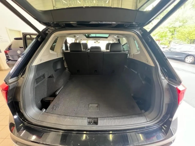 VW Tiguan Пано* подгрев* Premium* Fender, снимка 11 - Автомобили и джипове - 52317704