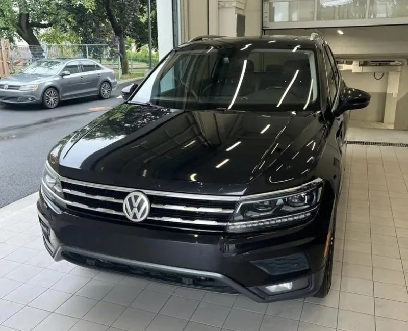 VW Tiguan Пано* подгрев* Premium* Fender