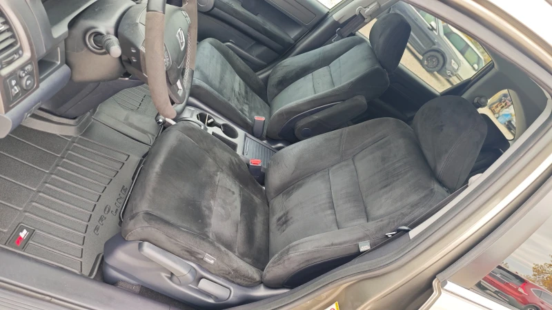 Honda Cr-v ПРОДАДЕНА 25.НОЕМВРИ.2025г, снимка 15 - Автомобили и джипове - 52305229