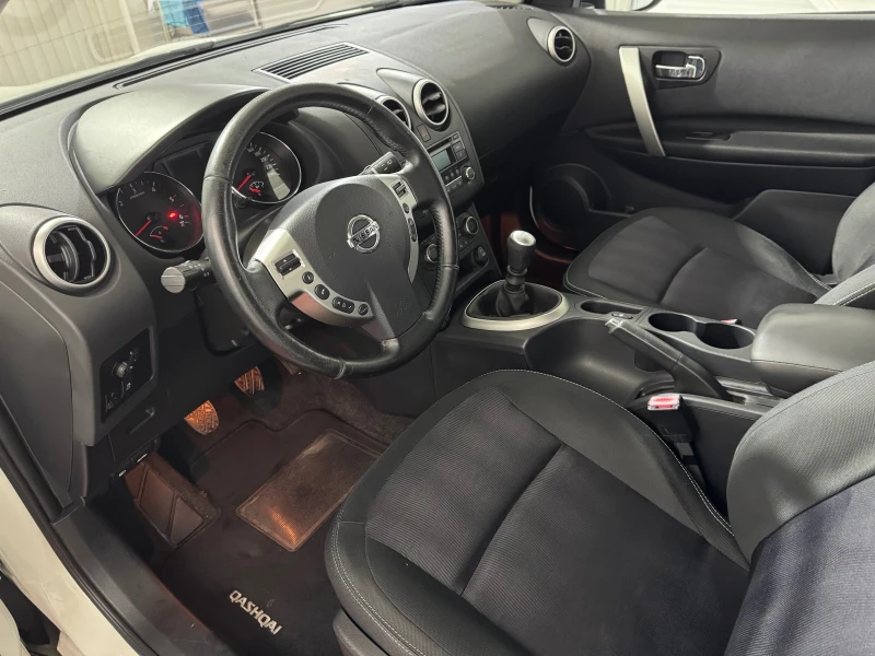 Nissan Qashqai 1.5 DCI 110 h.p. - TEKNA , снимка 8 - Автомобили и джипове - 52663189
