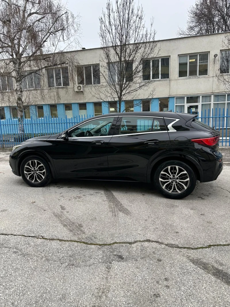 Infiniti Q30 Infiniti Q30 1.5d Business Aut./ Navi, снимка 3 - Автомобили и джипове - 53365541