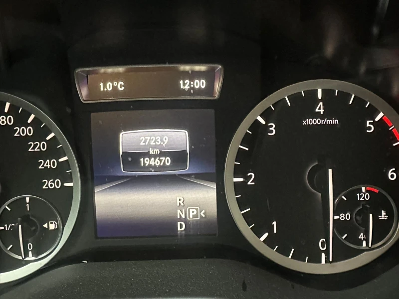 Infiniti Q30 Infiniti Q30 1.5d Business Aut./ Navi, снимка 8 - Автомобили и джипове - 53365541