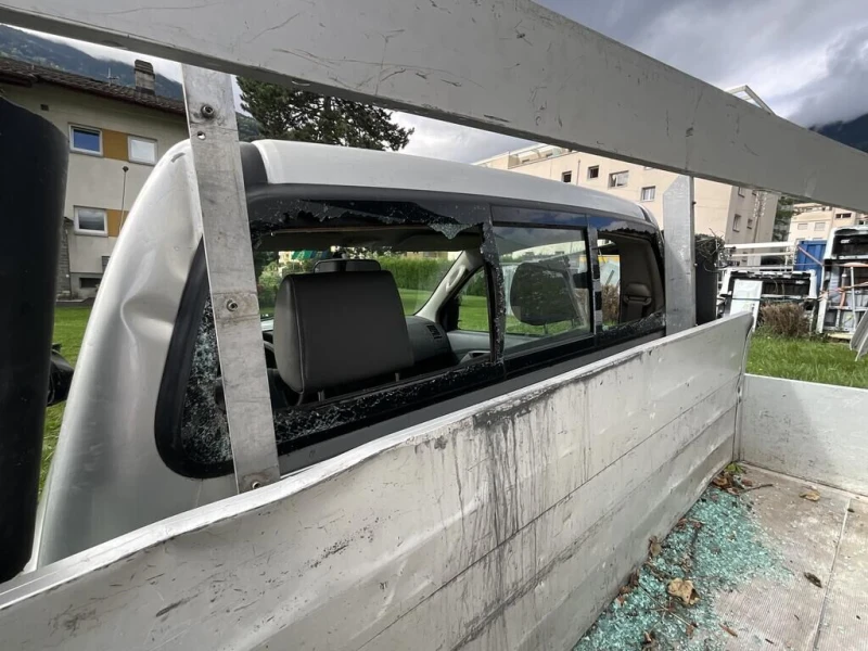 Toyota Hilux 4x4, снимка 5 - Автомобили и джипове - 53471950