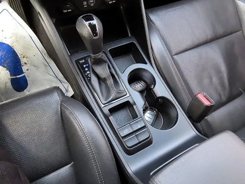 Hyundai Tucson 1.6 2WD SMART, снимка 10 - Автомобили и джипове - 55801574