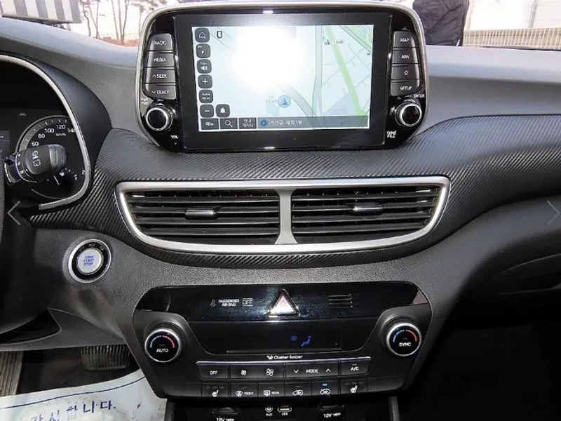 Hyundai Tucson 1.6 2WD SMART, снимка 13 - Автомобили и джипове - 55801574