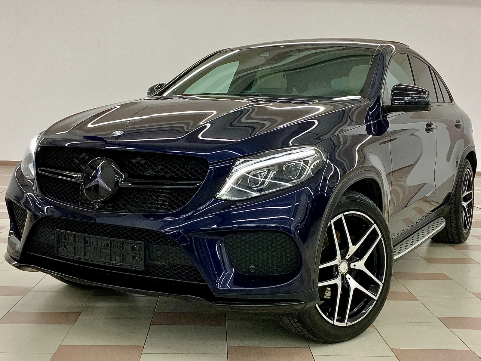 Mercedes-Benz GLE Coupe AMG -DESIGNO- #ALCANTAR#PANO#DIS#OBDUH#harman#360*, снимка 1