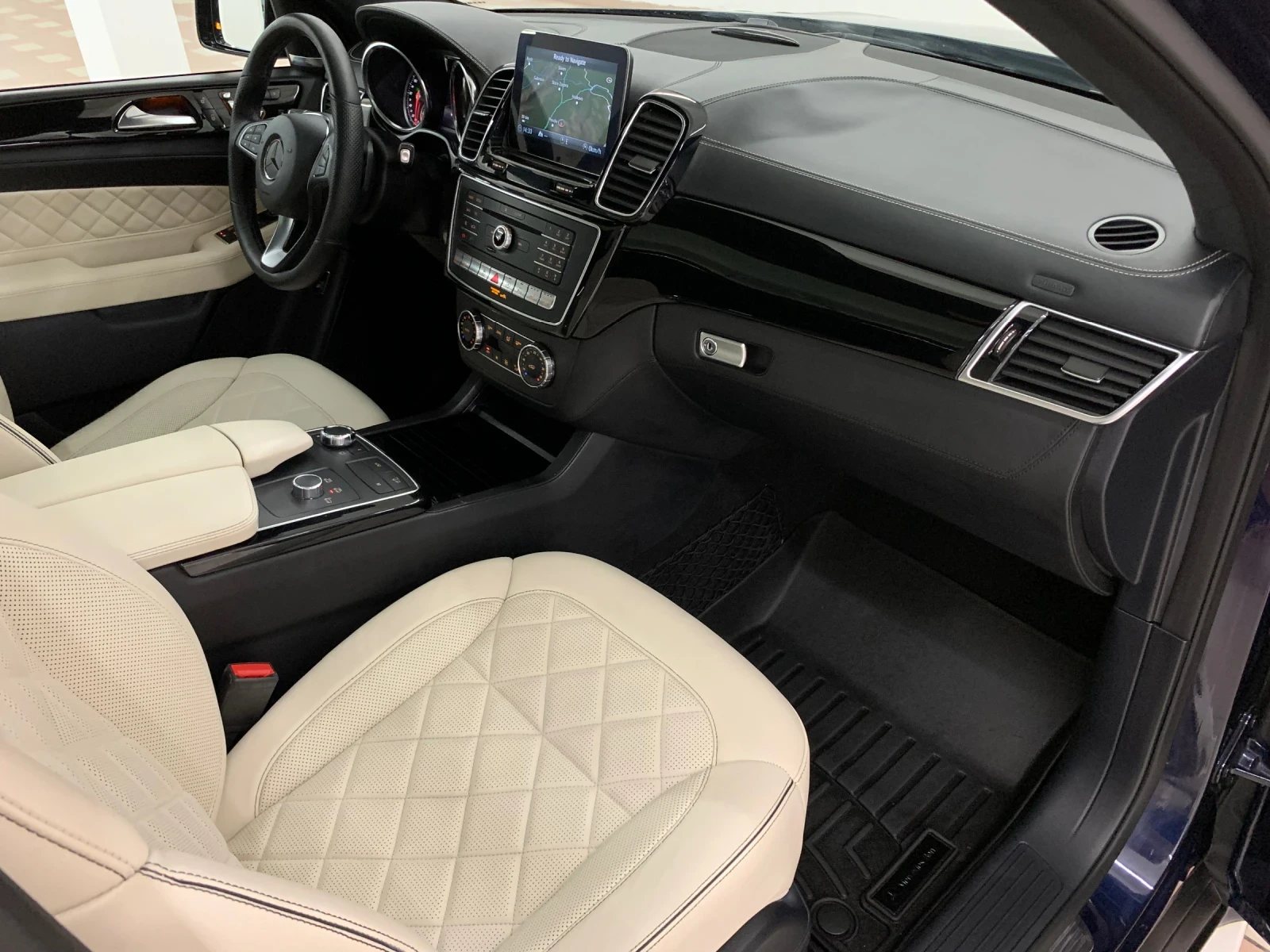 Mercedes-Benz GLE Coupe AMG -DESIGNO- #ALCANTAR#PANO#DIS#OBDUH#harman#360* - изображение 10