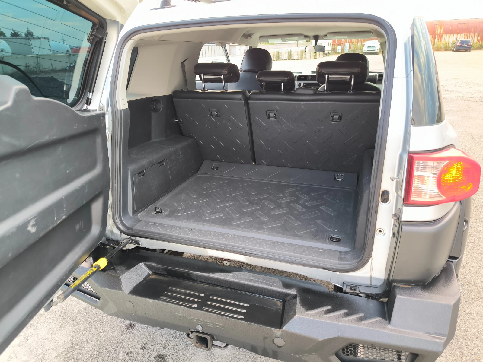 Toyota Fj cruiser  - изображение 10