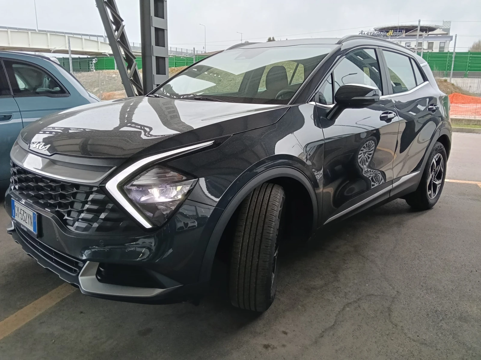 Kia Sportage 1.6 crdi mhev Business dct, снимка 2 - Автомобили и джипове - 54059603