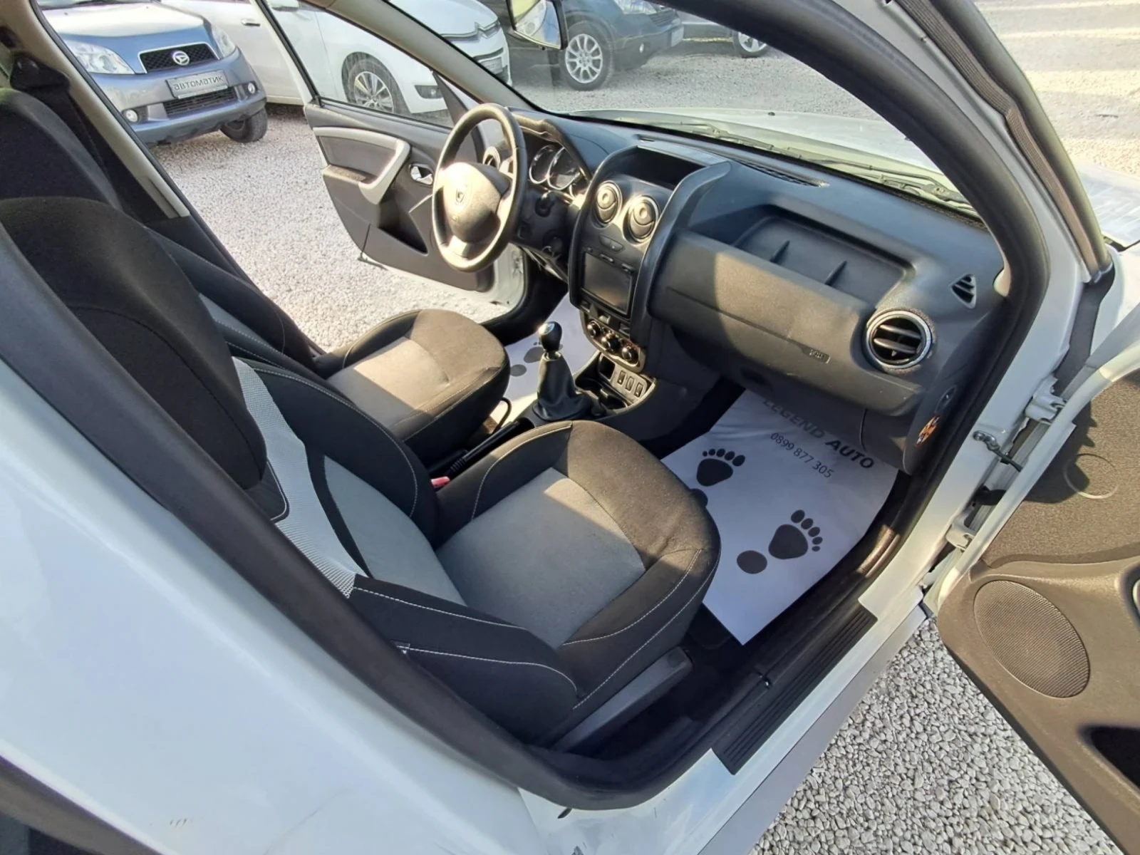 Dacia Duster 1.5DCi, снимка 12 - Автомобили и джипове - 54254378