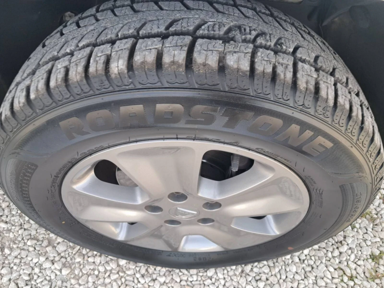 Dacia Duster 1.5DCi, снимка 17 - Автомобили и джипове - 54254378