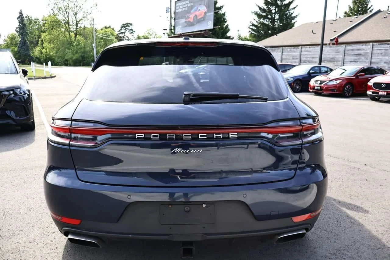 Porsche Macan * Base 4dr All Wheel Drive * CARFAX * ЦЕНА ДО БГ, снимка 4 - Автомобили и джипове - 54826615