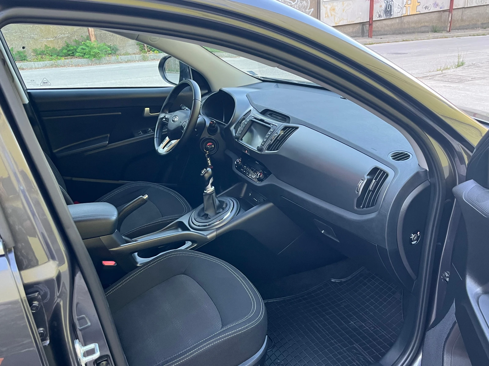 Kia Sportage 1.7 CRDI Eco Dynamics, снимка 13 - Автомобили и джипове - 55656245