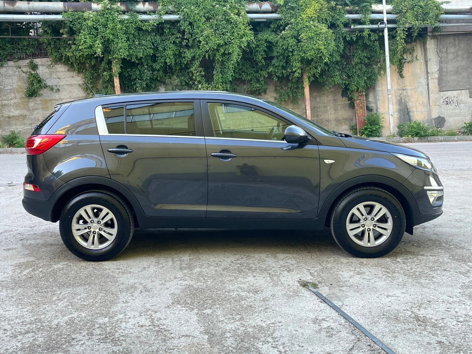 Kia Sportage 1.7 CRDI Eco Dynamics, снимка 2 - Автомобили и джипове - 55656245