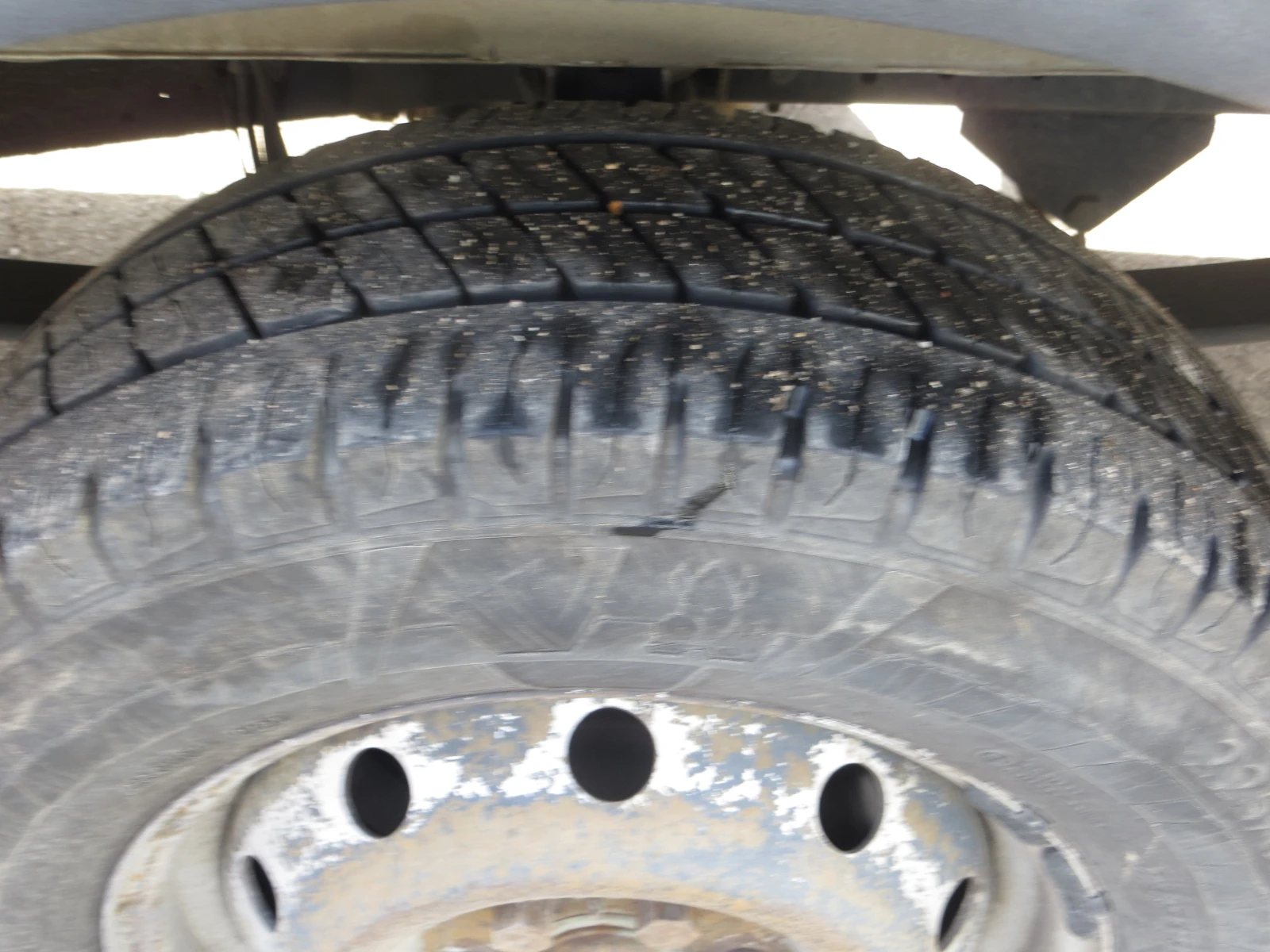 Iveco Daily 35S13-12 КУБ. М. ОБЕМ НА ТОВАРНОТО ПОМЕЩЕНИЕ, снимка 12 - Бусове и автобуси - 53715339