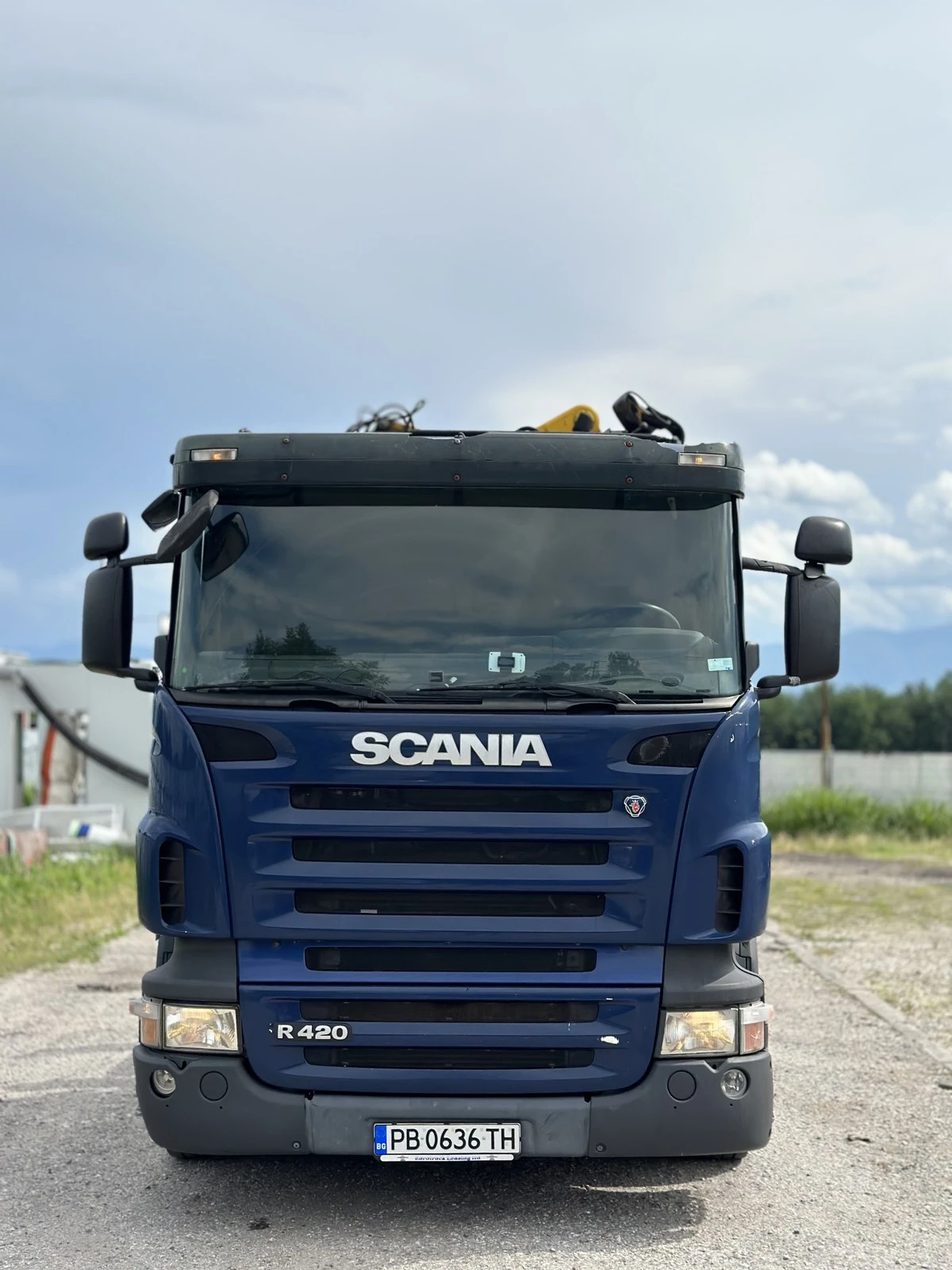 Scania R 420 мултилифтс кран  за скрап - изображение 3