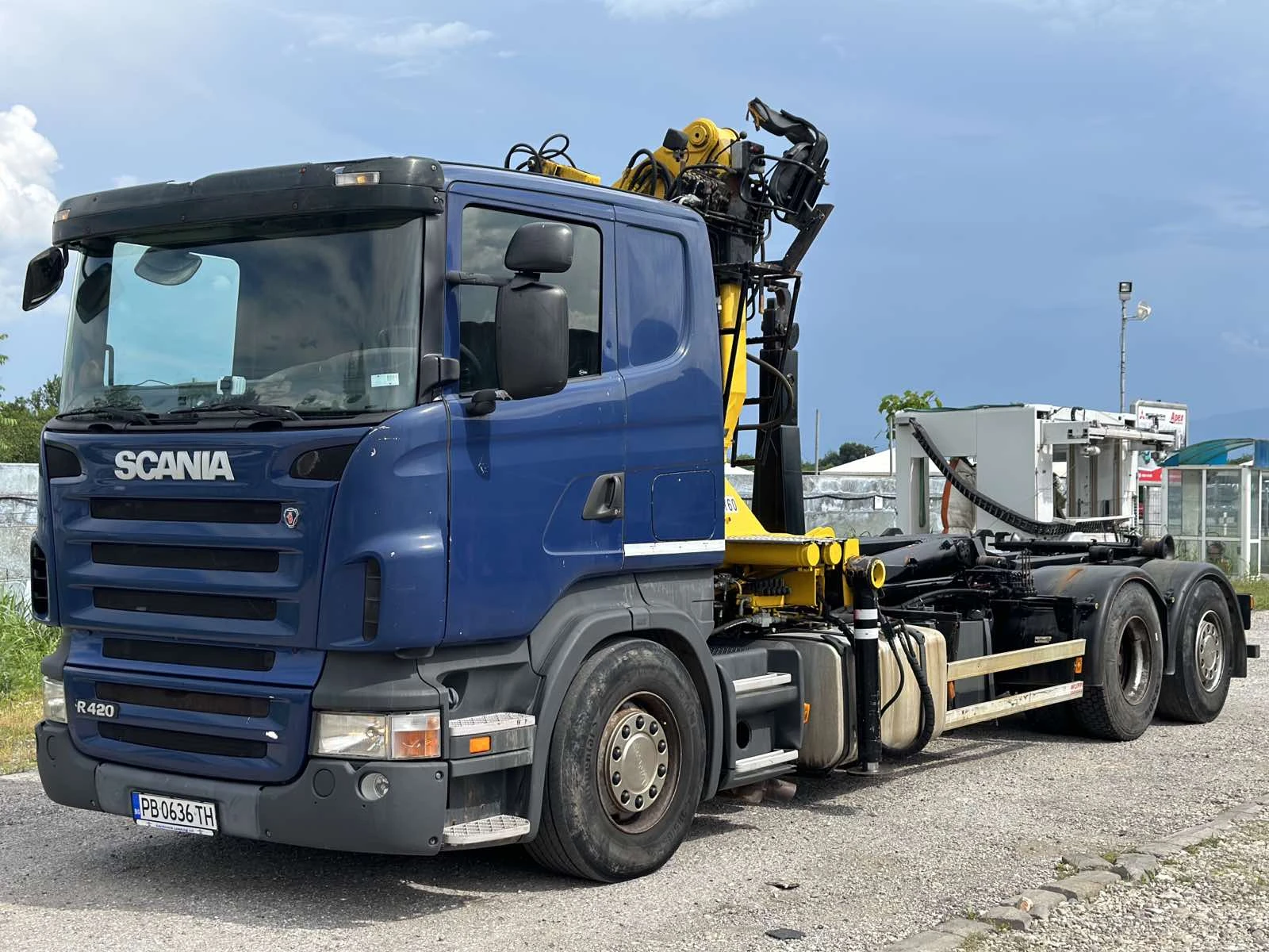 Scania R 420 мултилифтс кран  за скрап - изображение 2