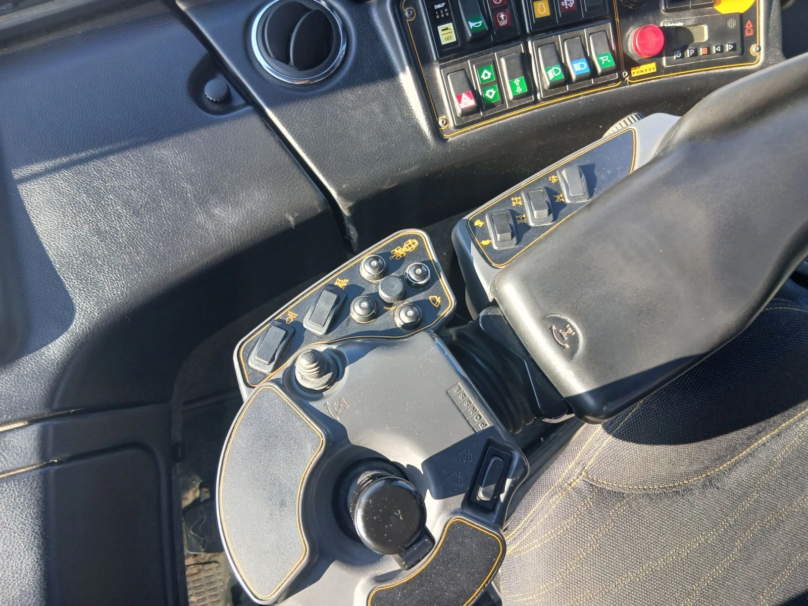 Специализирани машини Машини за дърводобив Ponsse Buffalo 8x8 - изображение 10