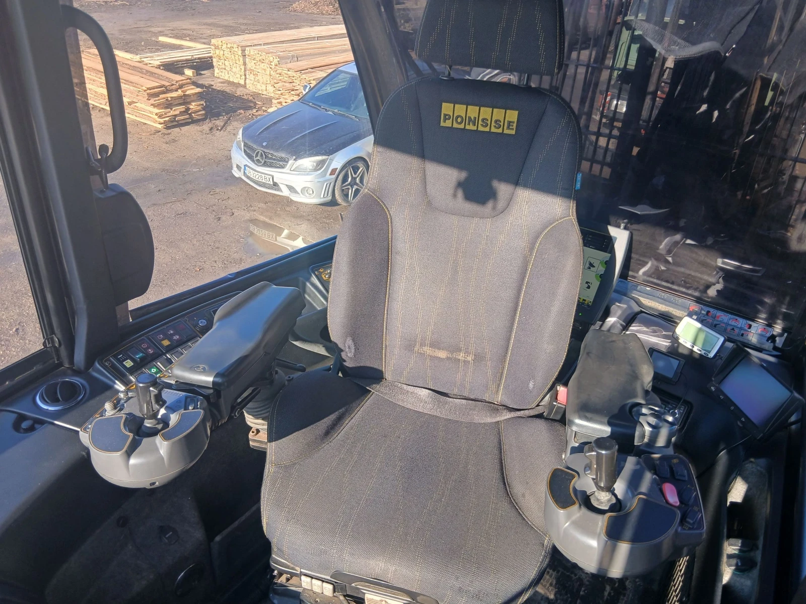 Специализирани машини Машини за дърводобив Ponsse Buffalo 8x8 - изображение 9