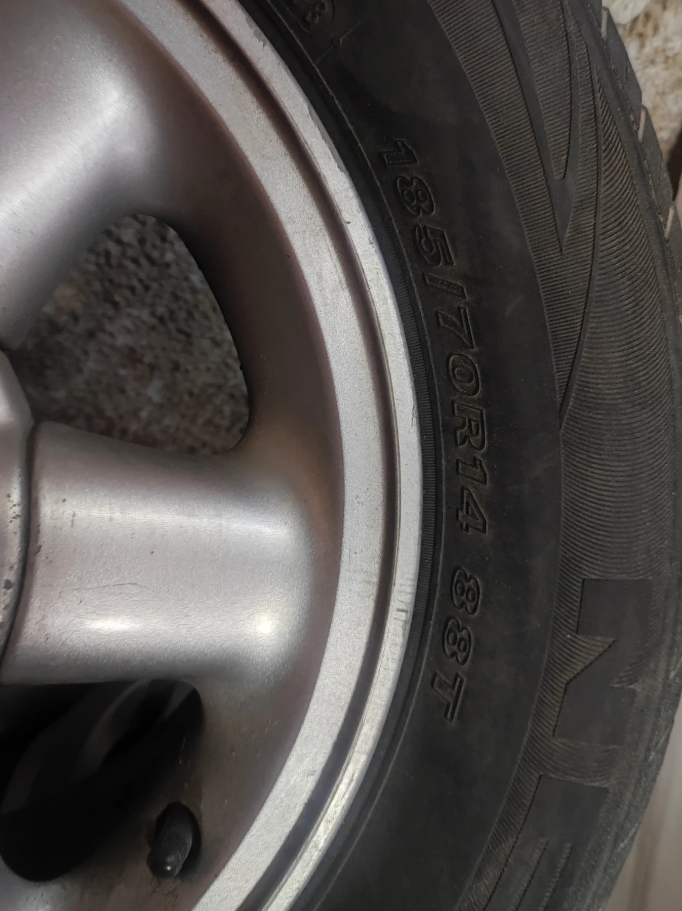    185/70R14  Renault Megane | Mobile.bg   6