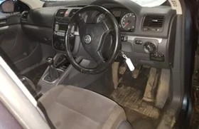 VW Jetta 2.0rdiЧасти, снимка 9
