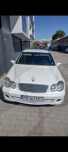 Mercedes-Benz C 200, снимка 7