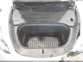 Tesla Model Y ELECTRIC All Wheel Drive - 11800 € / 23078.79 лв. - 57227777 17