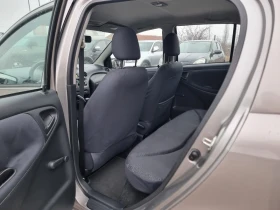 Toyota Yaris 1.3VVT-I, снимка 11