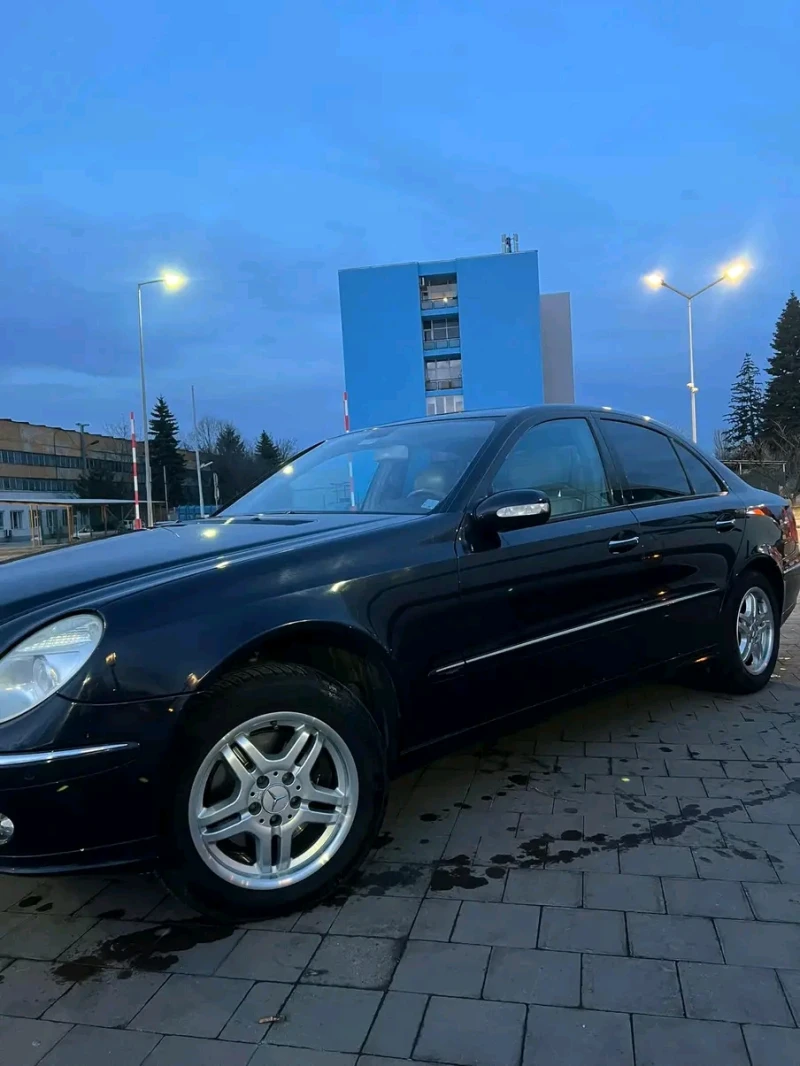 Mercedes-Benz E 280, снимка 7 - Автомобили и джипове - 46057386