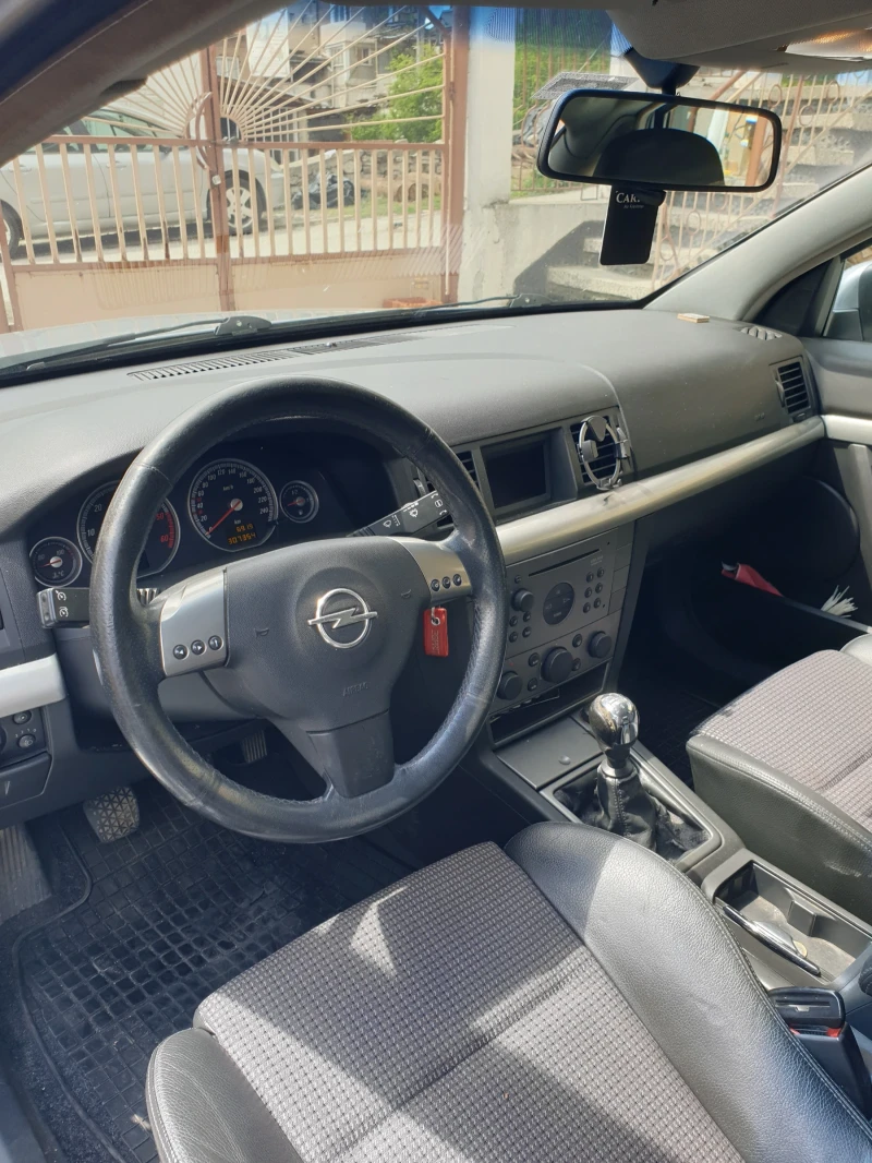 Opel Vectra GTS, снимка 10 - Автомобили и джипове - 47093561