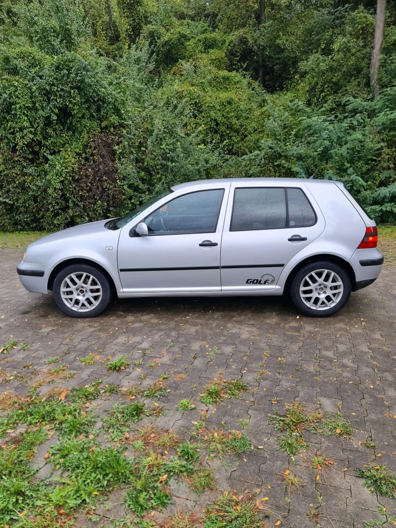 VW Golf, снимка 3 - Автомобили и джипове - 47395016