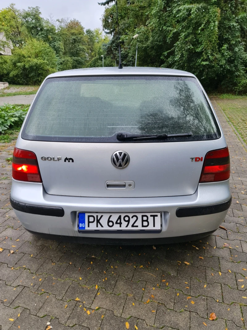 VW Golf, снимка 4 - Автомобили и джипове - 47395016