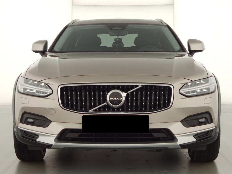 Volvo V90 Cross Country B5 = Ultimate= Panorama Гаранция, снимка 1 - Автомобили и джипове - 48102236