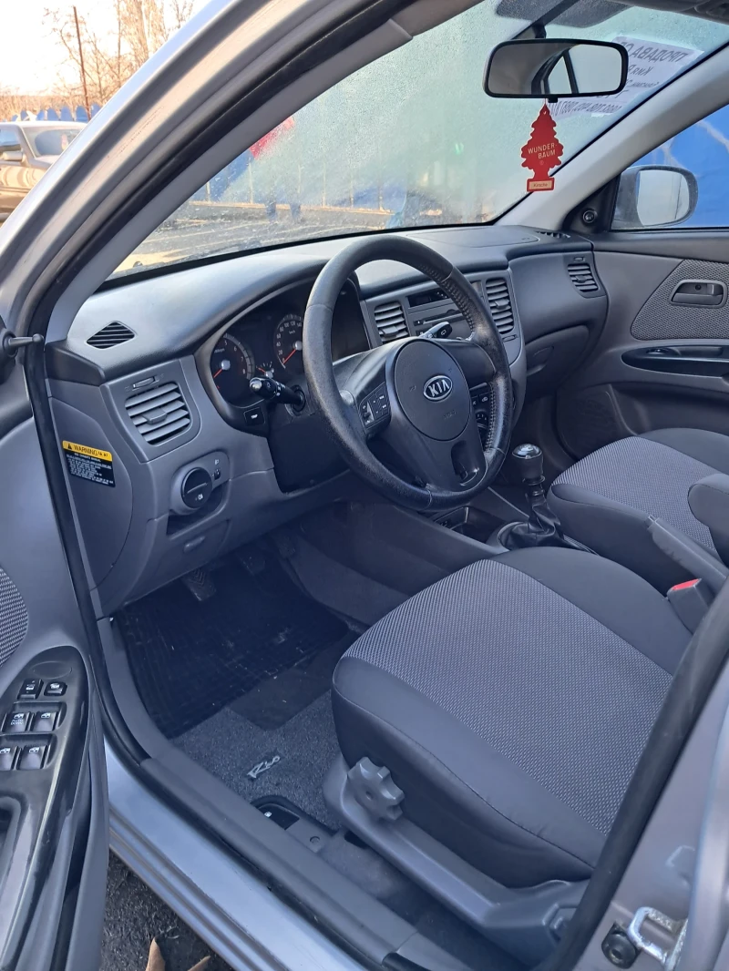 Kia Rio, снимка 3 - Автомобили и джипове - 49013040