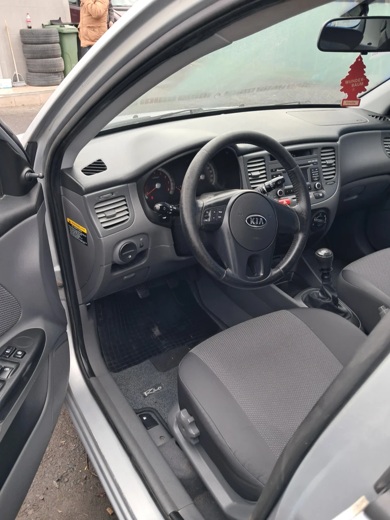 Kia Rio, снимка 11 - Автомобили и джипове - 49013040