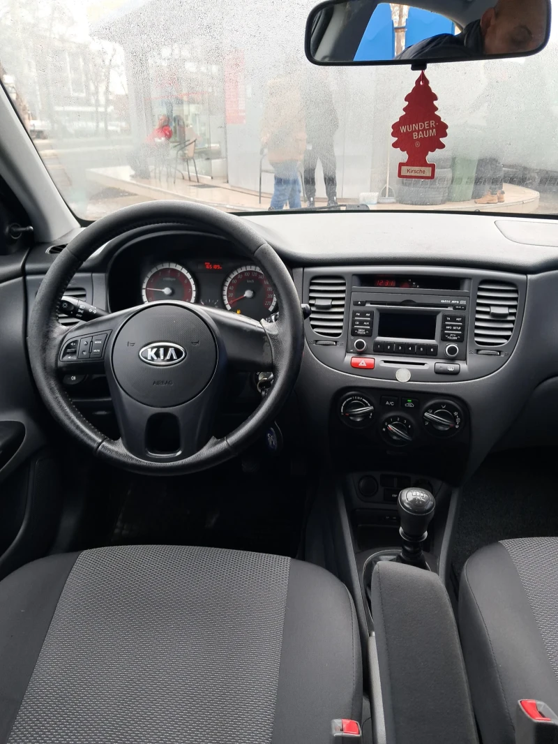 Kia Rio, снимка 2 - Автомобили и джипове - 49013040