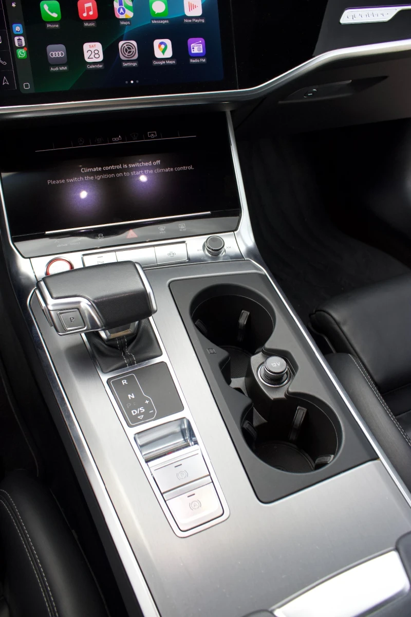 Audi S6 B&O/HEAD UP/MATRIX/Black Optic/Печка, снимка 11 - Автомобили и джипове - 51542472
