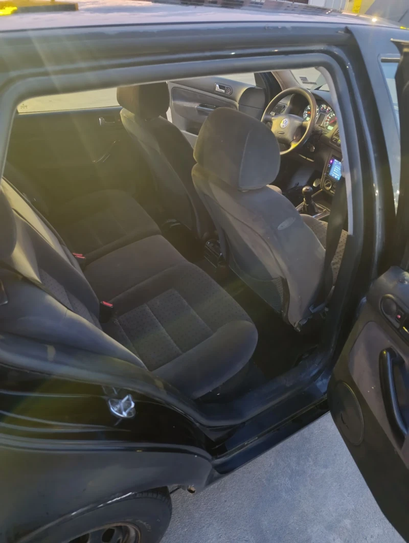 VW Golf 4, снимка 10 - Автомобили и джипове - 52262224