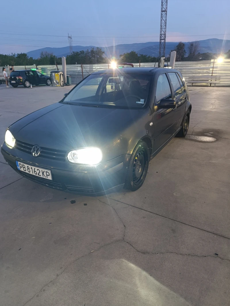 VW Golf 4, снимка 2 - Автомобили и джипове - 52262224
