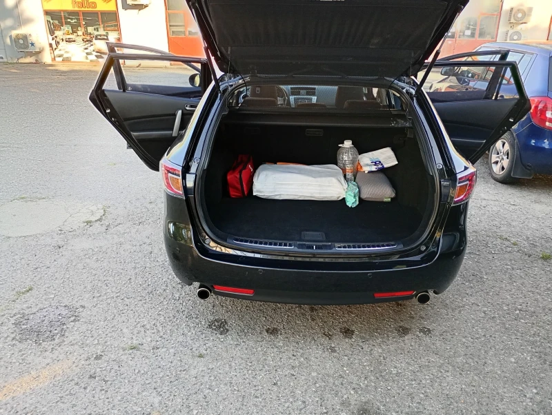 Mazda 6, снимка 3 - Автомобили и джипове - 52313594