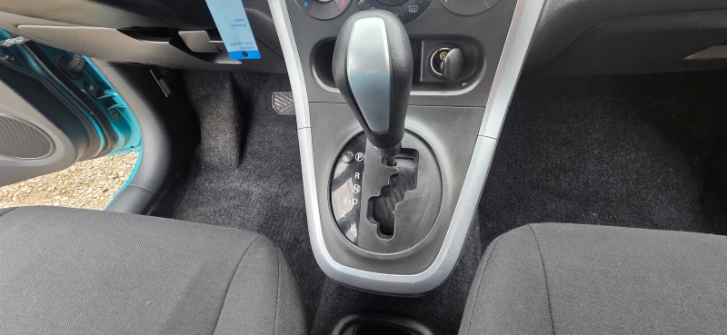 Suzuki Splash АВТОМАТ-УНИКАЛНА, снимка 9 - Автомобили и джипове - 52912938