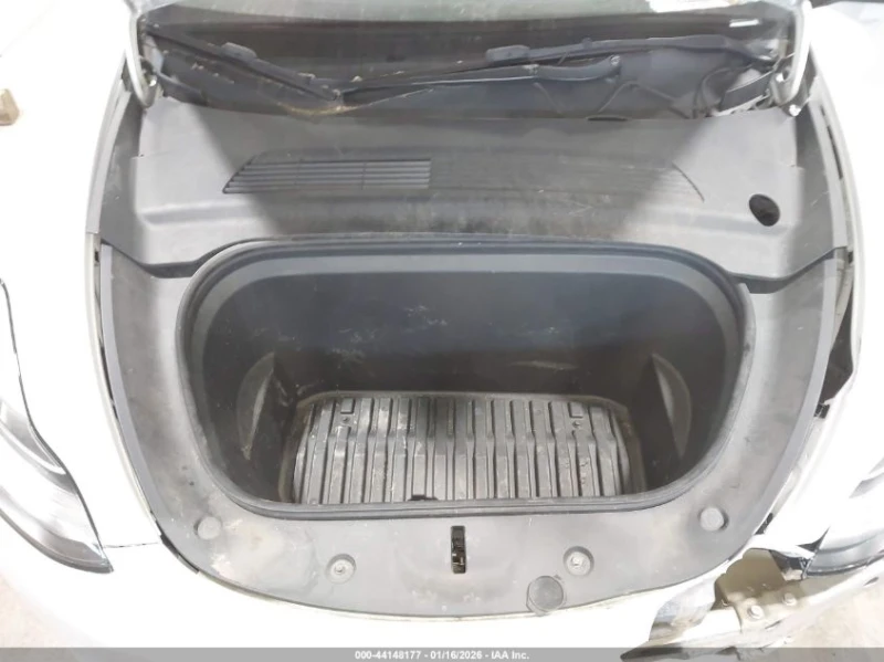 Tesla Model Y ELECTRIC All Wheel Drive, снимка 17 - Автомобили и джипове - 53282494