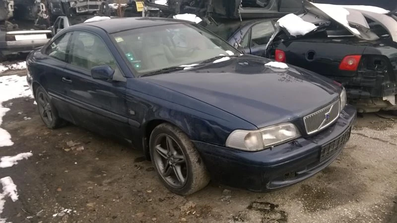 Volvo C70 2.5 turbo, снимка 2 - Автомобили и джипове - 49530211