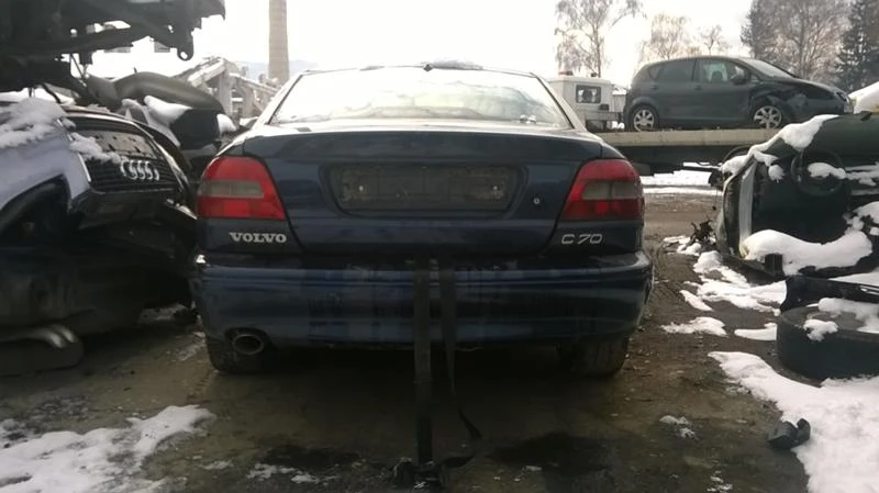 Volvo C70 2.5 turbo, снимка 4 - Автомобили и джипове - 49530211